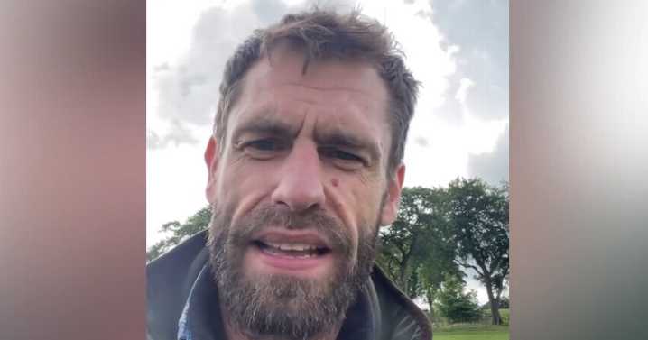 Emmerdale's Kelvin Fletcher shares emotional news with fans after wife's 'big reveal'