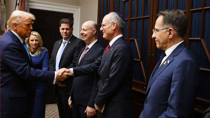 Israeli Amb. Yechiel Leiter Calls Out Conservative Influencer For 'Pulling Wool' Over Public's Eye When It Comes to Iran