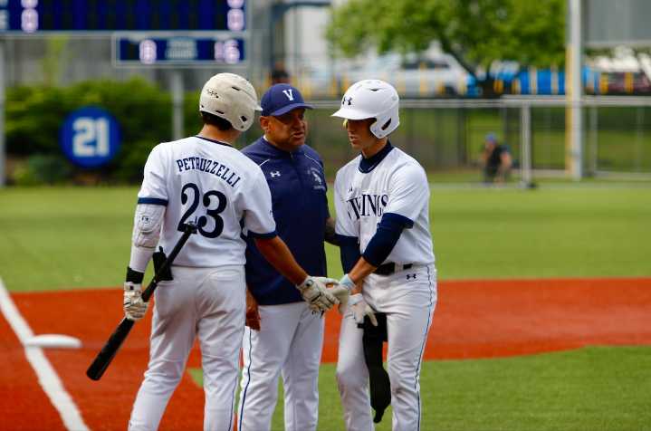 Staten Island HS baseball: Iona Prep ousts Sea in CHSAA Intersectionals