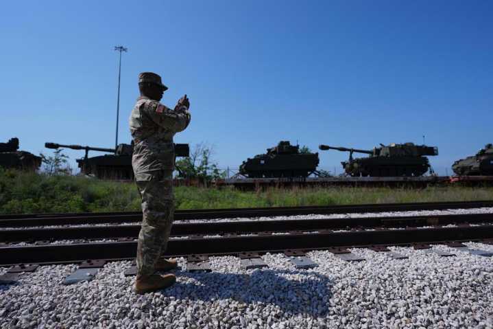 Army leaders defend parade, border spending to Congress