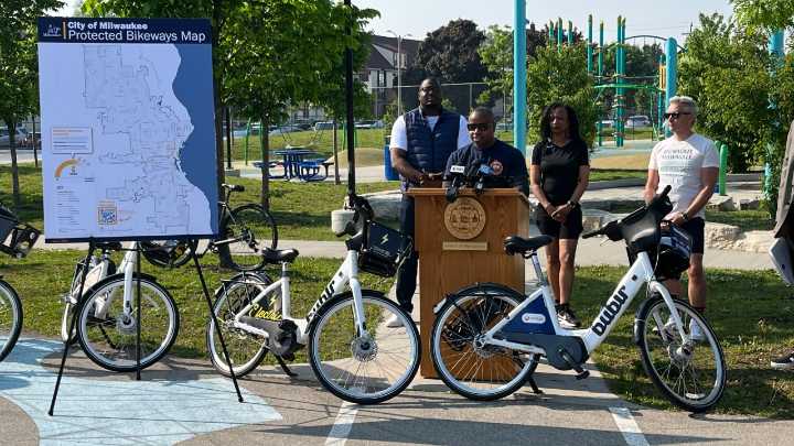 Wisconsin Bike Week: Mayor Johnson celebrates development of protected bike lanes in Milwaukee