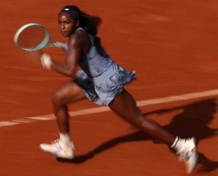 Coco Gauff Gets a Huge Push Mid-Match as Serena Williams’ Ex-Coach Drops Startling Lois Boisson Prediction Coco Gauff's sheer dominance in her match against Lois Boisson earns a bold prediction from S