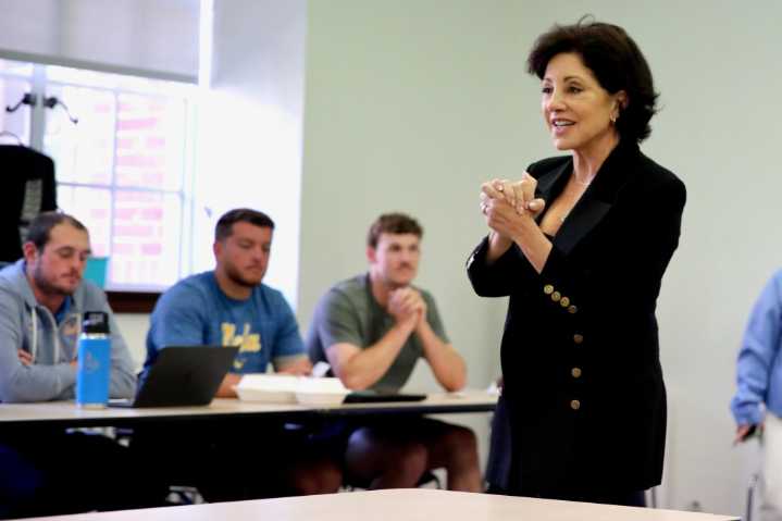 This former UCLA coach’s class provides a unique learning environment