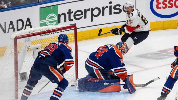 Panthers beat Oilers 5-4 in Game 2 of Stanley Cup Final