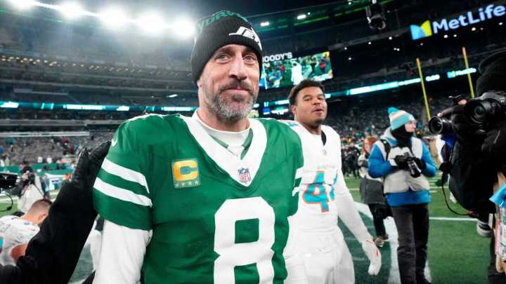 Interesting detail emerges about Aaron Rodgers' contract with Steelers