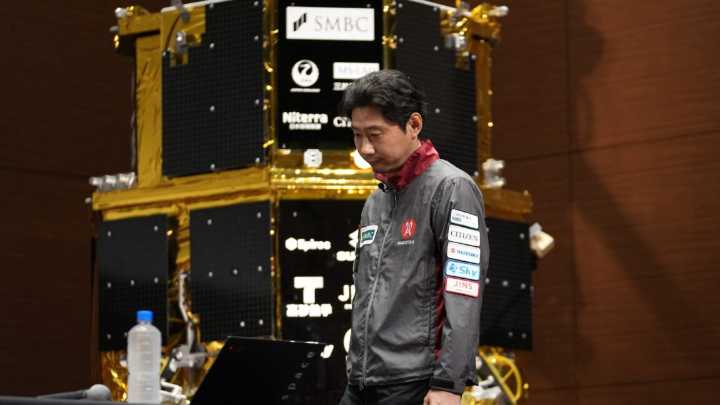 A Japanese lander crashed on the Moon after losing track of its location