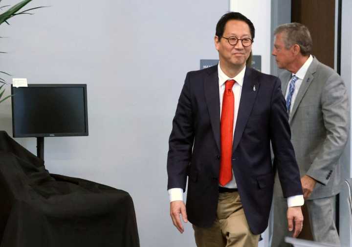 Santa Ono rejected for University of Florida presidency amid conservative backlash