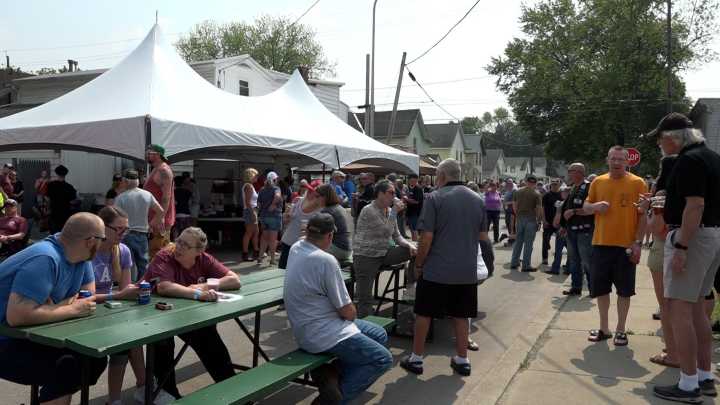 Mimi's Lounge hosts 3rd annual Elmira Animal Shelter fundraiser