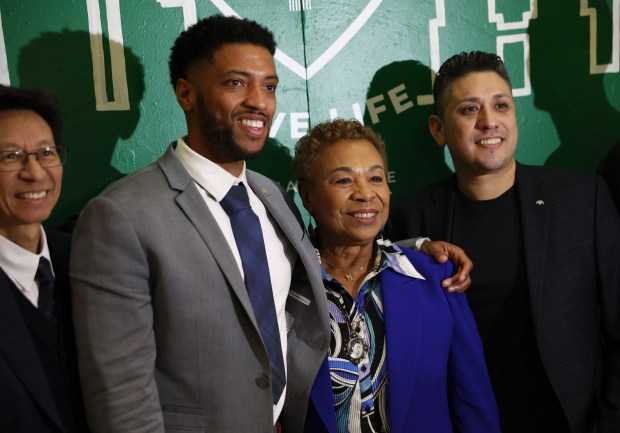 Oakland Mayor Barbara Lee’s new staff may receive $1.7 million pay raise amid city’s budget woes