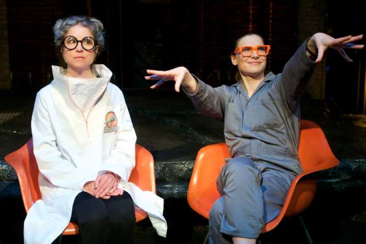Review: "War of the Worlds" at Lifeline Theatre leans into comedy
