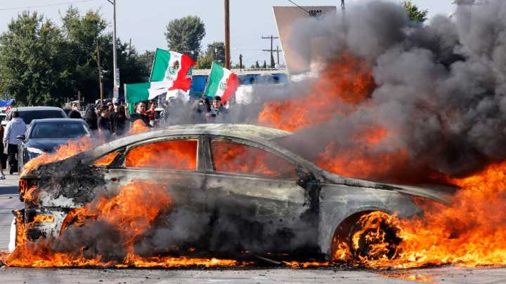 Consecuencias que uno puede enfrentar al participar en protestas contra ICE