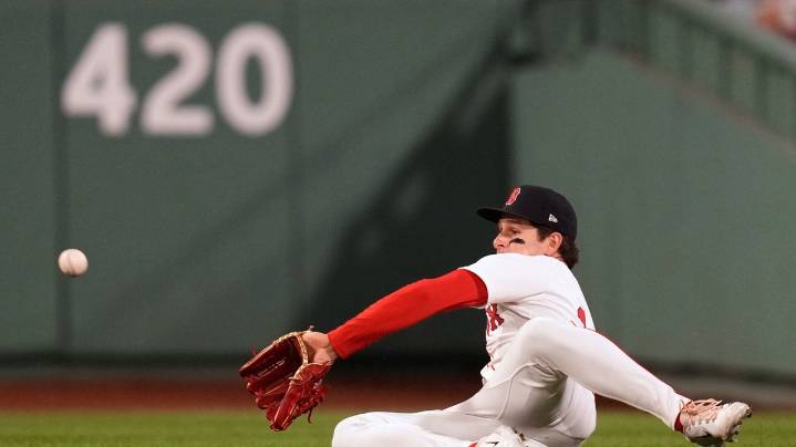 Roman Anthony's first MLB hit and sliding catch lead Red Sox to victory over Rays