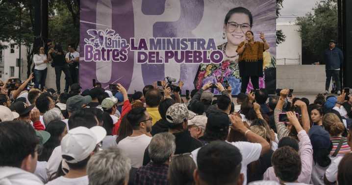 Mexican Supreme Court remake: Ruling-party loyalists dominate the new bench