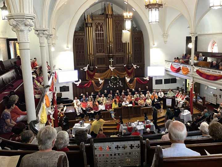 United Church congregations celebrate 100 years together