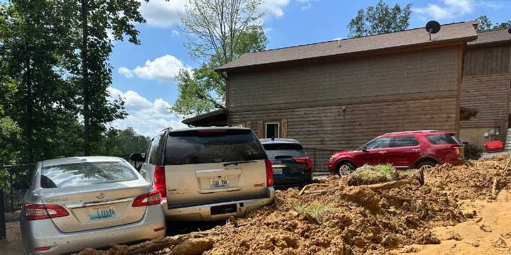 Pigeon Forge visitors shocked to be woken up by mudslide