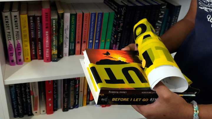 Florida parents appeal dismissal of lawsuit on school book removals