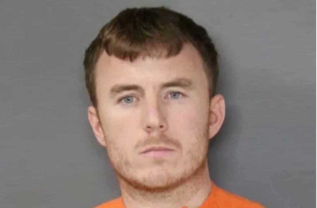 L.I. teacher accused of posing as teen to solicit nude photos