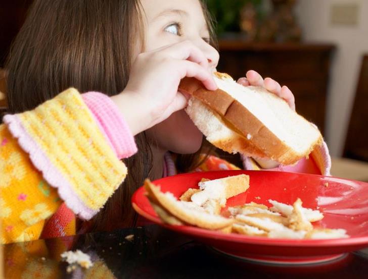 Where and how to get free meals for kids this summer