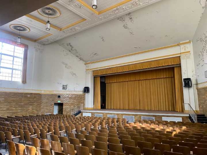 Volunteers Tour Roosevelt High School Six Years After Closing