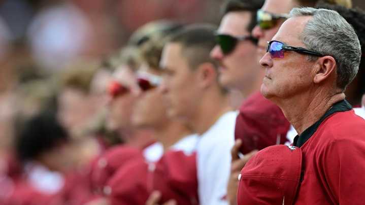 Razorbacks take down Volunteers in game one of NCAA Super Regional Round