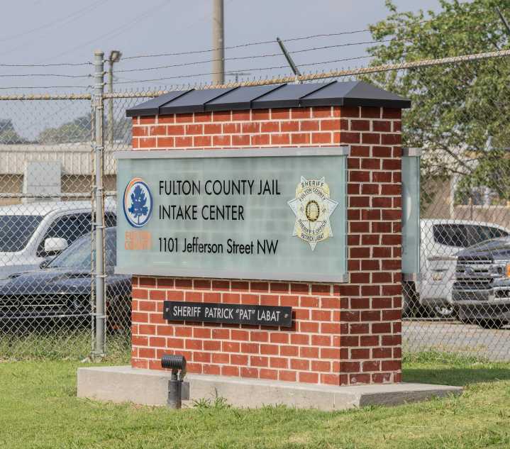 Drugs, Cell Phones, and McDonald’s Burgers Smuggled Into Fulton County Jail