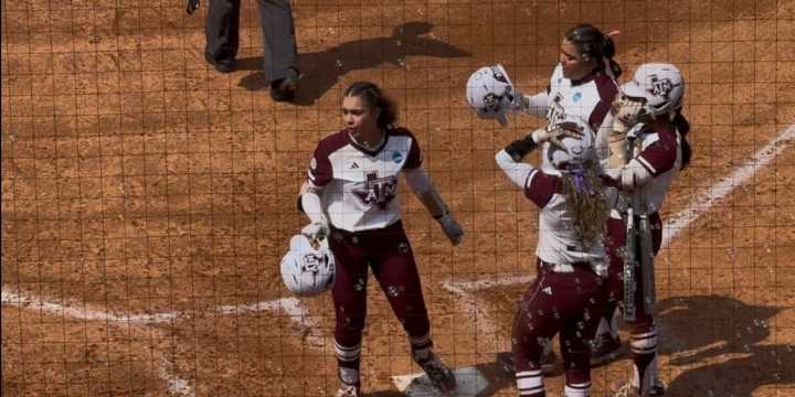 Texas A&M softball’s Harper enters transfer portal