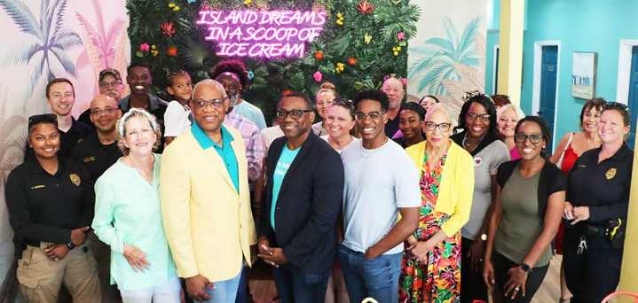 Michell’s Tropical Treats Celebrates Tasty First Anniversary in Groveland