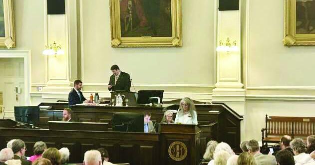 Bell-to-bell ban on cellphones in schools passes Statehouse with flying colors