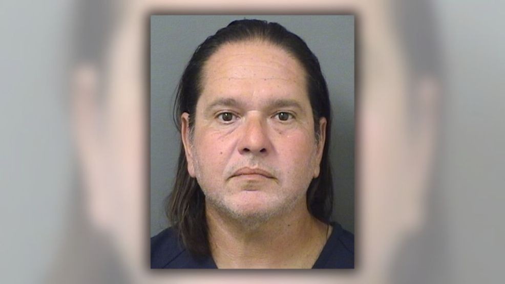 Lake Worth homeowner watches alleged burglary live as suspect raids fridge