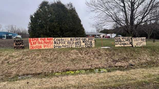 Opponents of reopening Chatham-Kent dump angry over passage of Bill 5
