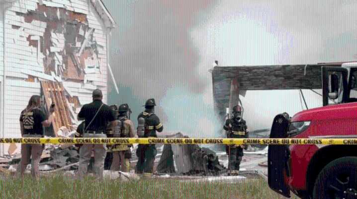 Gallatin home 'explosion' leaves at least 1 injured