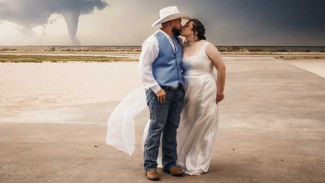 Tornado photobombs couple's wedding photos in dramatic twist