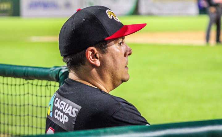De los Criollos de Caguas el Dirigente del Año de la Doble A