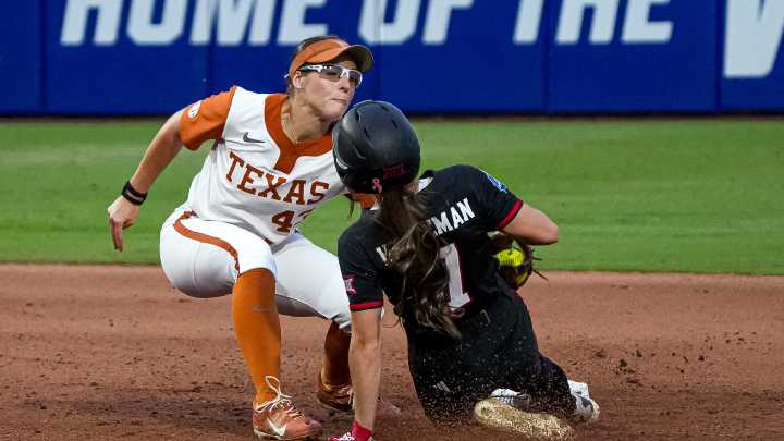 Texas beats Texas Tech in NCAA Women's College World Series Game 1