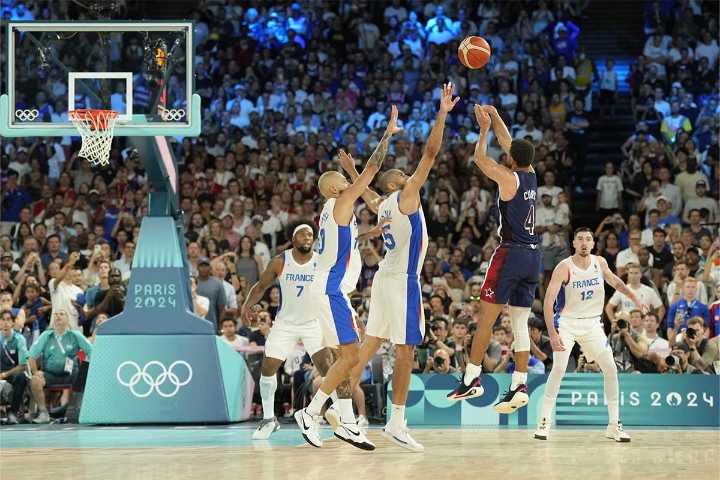 Clippers’ Nic Batum drops eye-opening take on Stephen Curry’s Olympic heroics