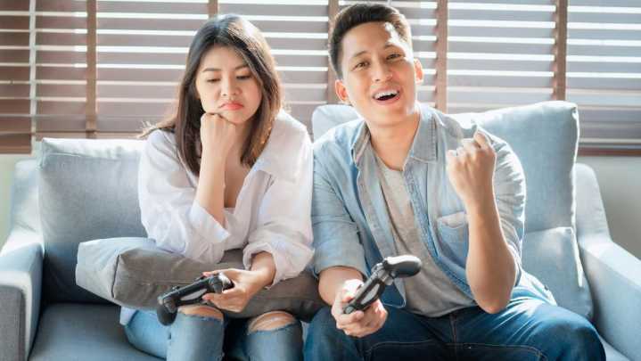 Spouses in competition: Is rivalry in marriage a good or bad thing?