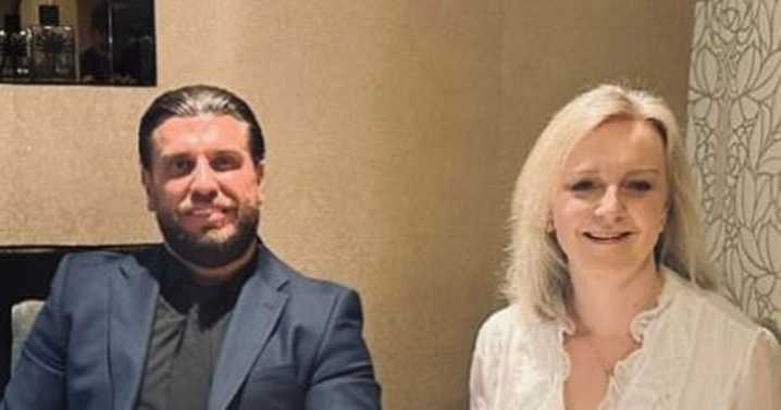 Manchester's notorious Dougie Joyce poses with Liz Truss to promote his whisky in bizarre video