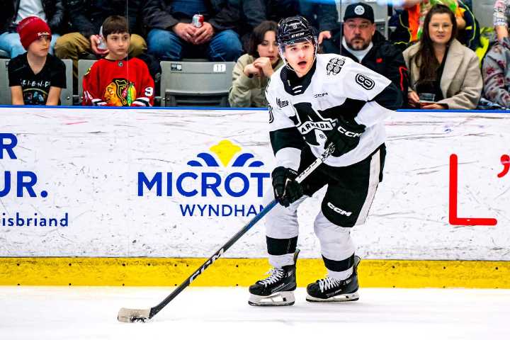 Top 2025 NHL Draft prospect Justin Carbonneau blends power with skill and scoring