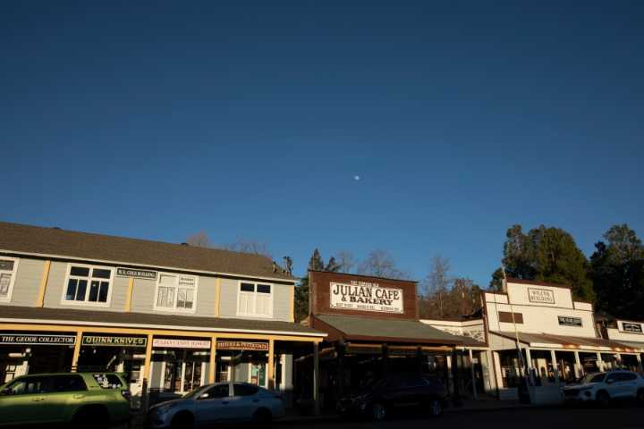 Mountain melodies and community: Julian Town Square Music Festival returns