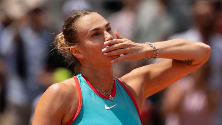 Dominant third set puts Aryna Sabalenka closer to tennis royalty