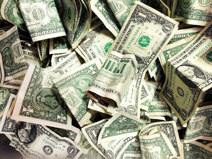 Asked on Reddit: How to stop obsessing about money?