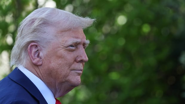 Trump signs executive order to crack down on sanctuary cities