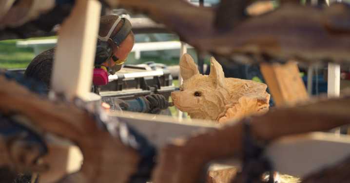 Mission Valley Chainsaw Rendezvous brings carvers from across the world to Ronan
