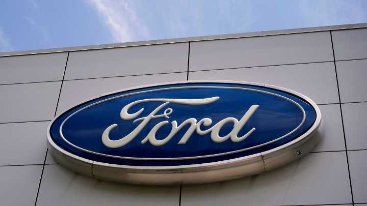 Ford recalls nearly half a million 2016-17 Explorers due to door trim that can detach while driving