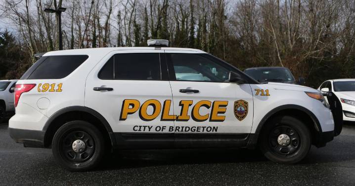 Bridgeton police seek suspect in robbery