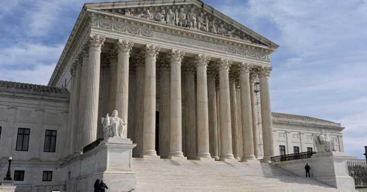 Trump administration asks Supreme Court to leave mass layoffs at Education Department in place