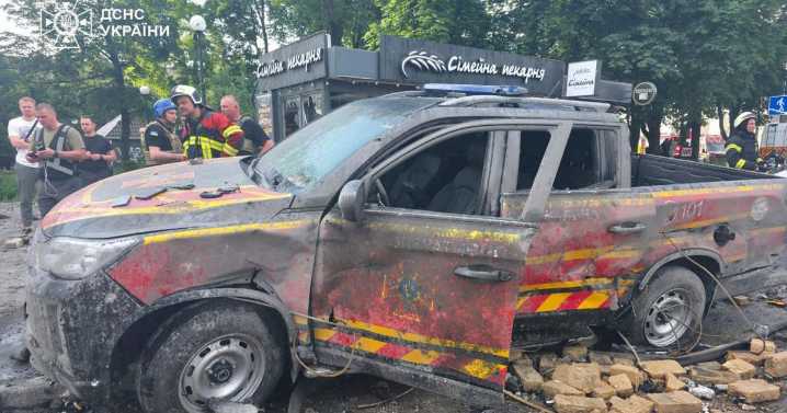 Deadly Russian attack hits eastern Ukrainian city of Kharkiv