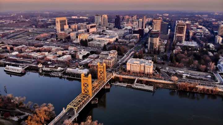 Study: Sacramento and Fresno offer nightlife on the cheap