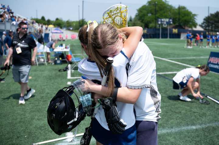 ‘There’s no team like this one’: Yellowjackets capture D2 state championship behind junior goalie Campbell Lindner