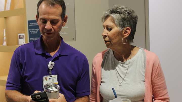 Cancer survivor, volunteer reunite at Wilmington clinic…